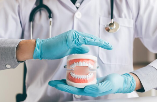 How Axcel Dental and Dentures Beautify Your Smile